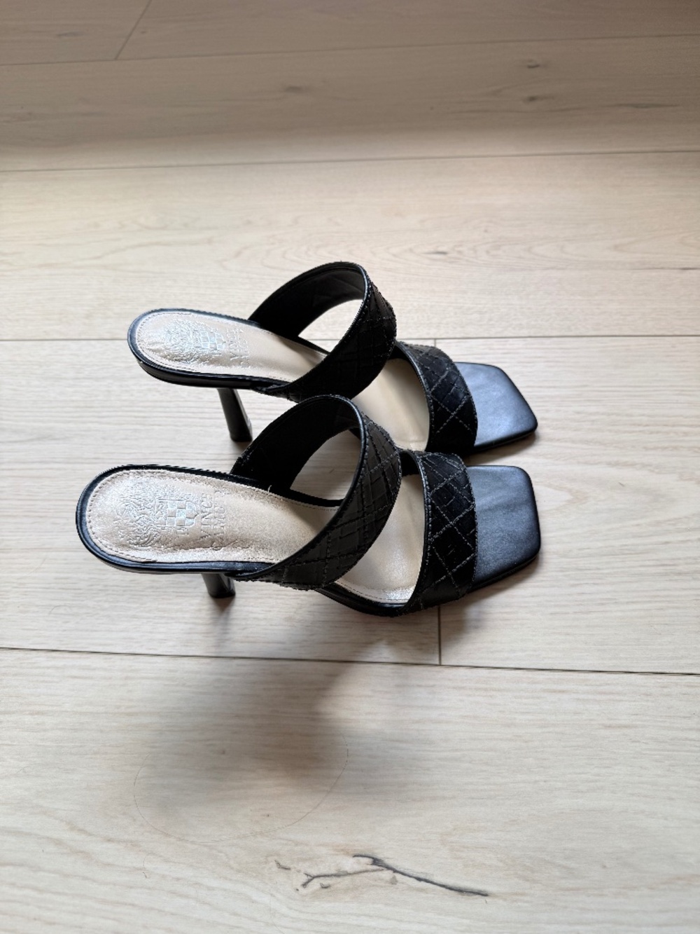 Vince Camuto